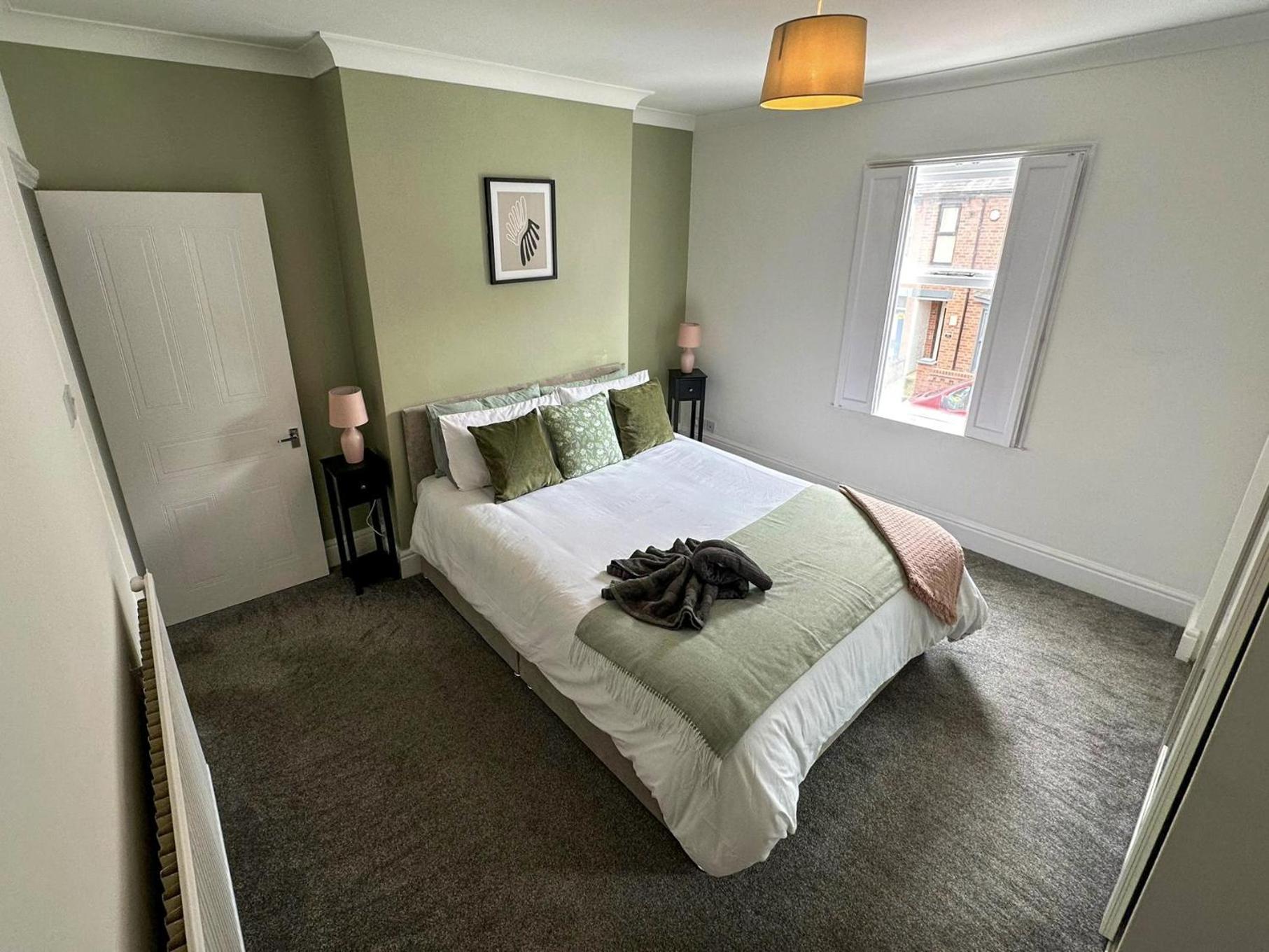 Cecil House - Stylish 2-Bed, Sleeps 5 Guests, Free Parking, Close To Cathedral, Bars & Restaurants Линкълн Екстериор снимка