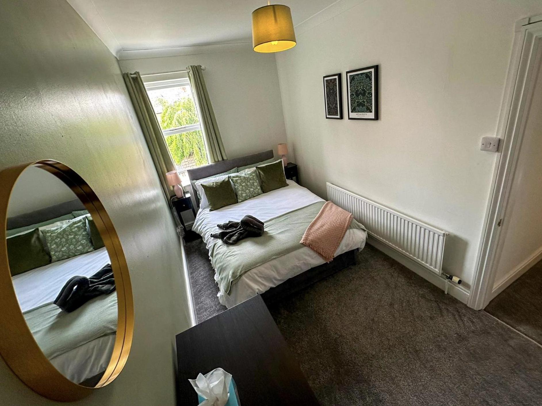Cecil House - Stylish 2-Bed, Sleeps 5 Guests, Free Parking, Close To Cathedral, Bars & Restaurants Линкълн Екстериор снимка