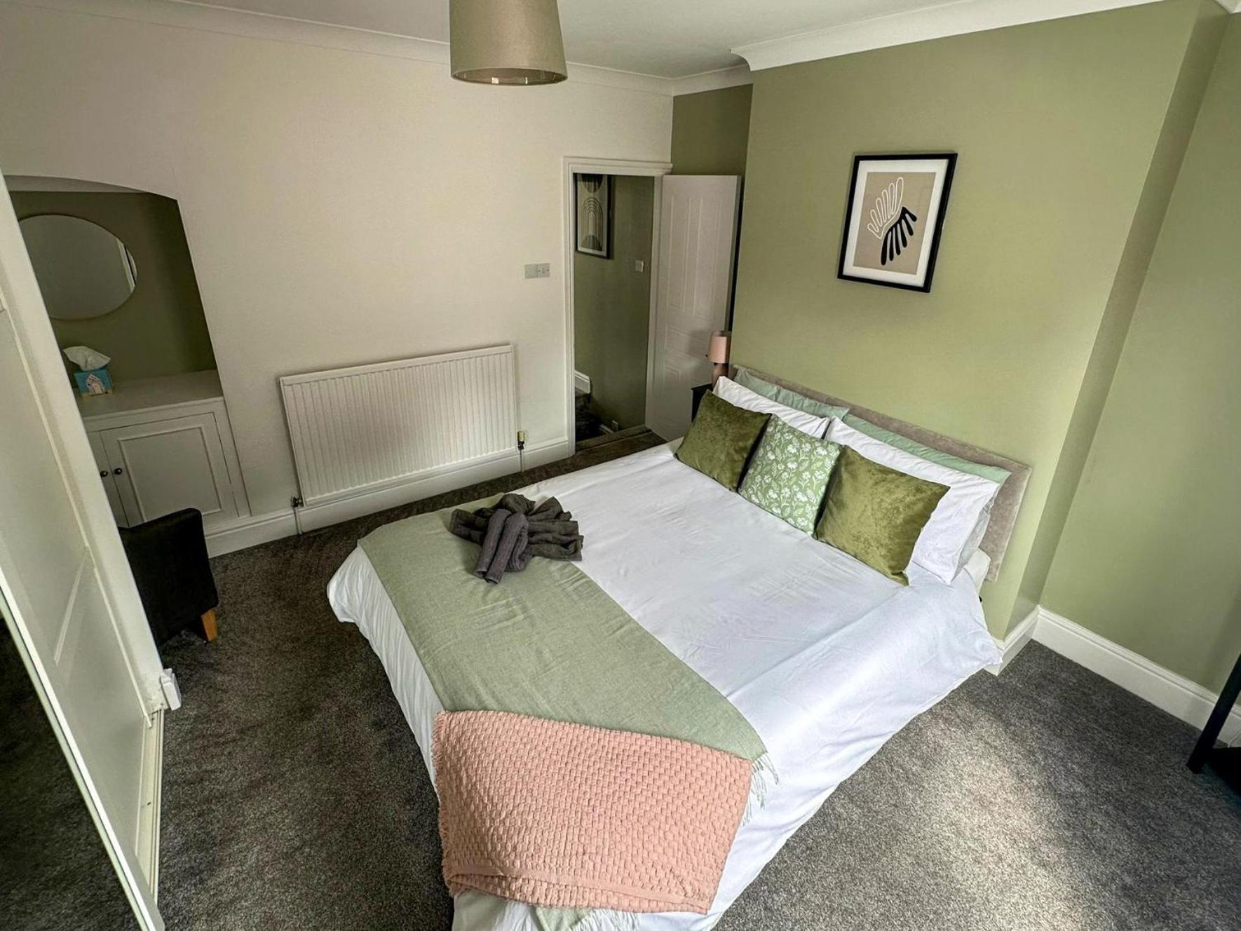 Cecil House - Stylish 2-Bed, Sleeps 5 Guests, Free Parking, Close To Cathedral, Bars & Restaurants Линкълн Екстериор снимка